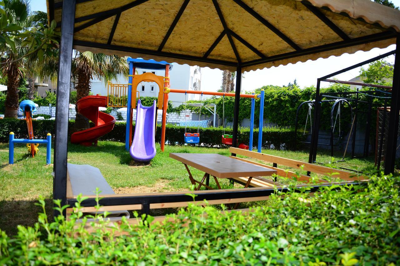 シダ Andros Family Clubアパートホテル エクステリア 写真